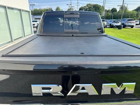 Used 2016 RAM 1500 Limited AWD/4WD image 9