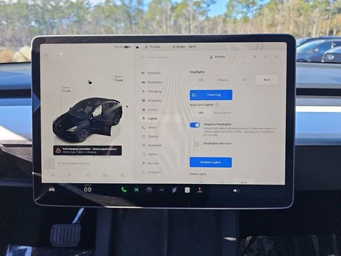 Used 2024 Tesla Model Y Long Range image 31