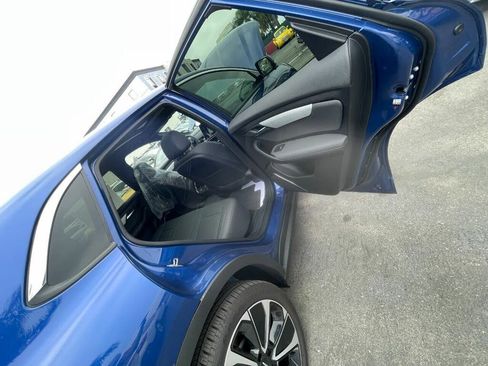 Used 2023 VinFast VF 8 Plus image 63