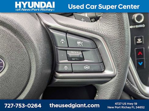 Used 2025 Subaru Outback Premium image 33