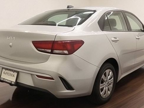 Used 2022 Kia Rio S FWD image 7