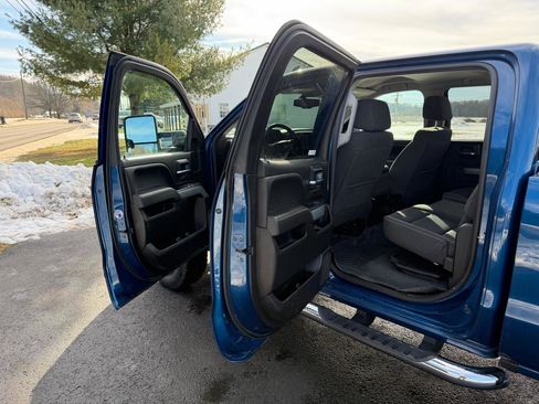 Used 2018 Chevrolet Silverado 2500 LT w/ All Star Edition image 36