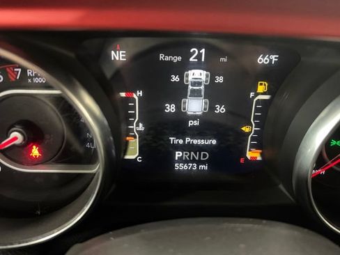Used 2020 Jeep Gladiator Rubicon AWD/4WD image 2