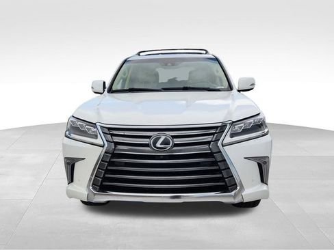 Used 2017 Lexus LX 570 4WD w/ Luxury Package image 2