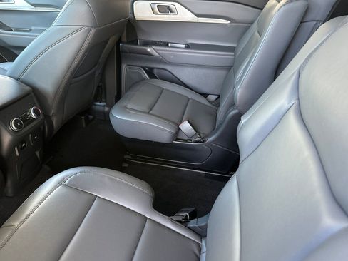 New 2026 Ford Explorer Active w/ Active Comfort Package RWD image 12