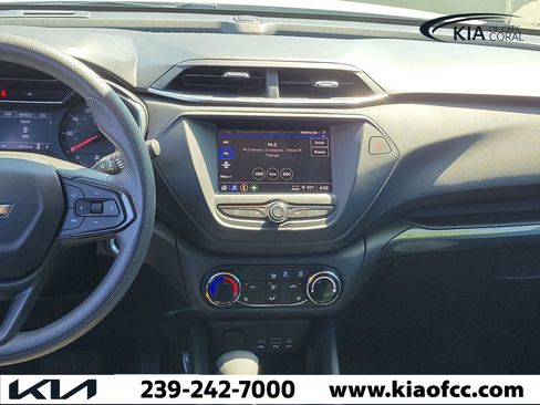 Used 2023 Chevrolet TrailBlazer LT FWD image 20