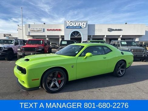 Used 2023 Dodge Challenger SRT Hellcat RWD image 1