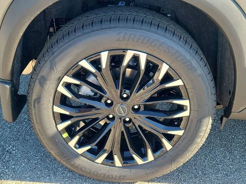 New 2026 Nissan Rogue SV FWD image 3