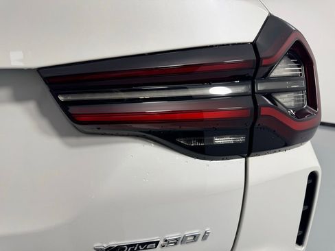 Certified 2023 BMW X3 xDrive30i w/ M Sport Package AWD/4WD image 8