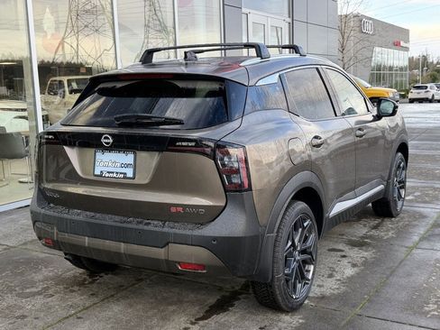 New 2026 Nissan Kicks SR w/ Cold Weather Package image 7