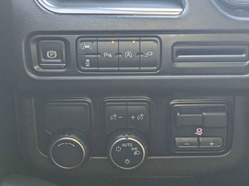 Used 2021 Chevrolet Tahoe LT w/ LT Signature Package image 25