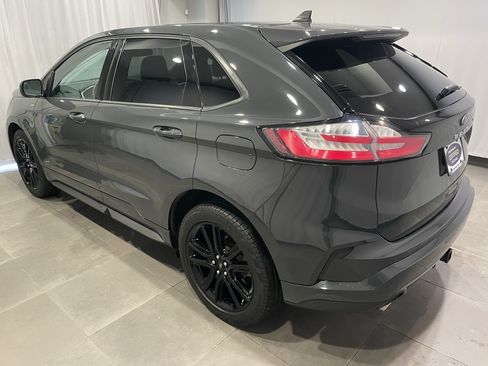 Used 2021 Ford Edge ST-Line w/ Class II Trailer Tow Package AWD/4WD image 4