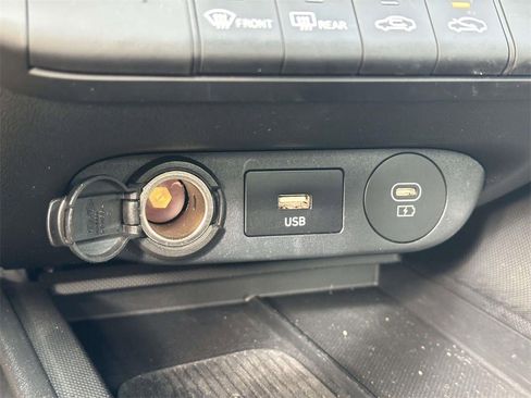 Used 2025 Hyundai Elantra Sport image 24