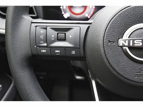 New 2026 Nissan Kicks SV w/ SV Premium Package FWD image 15