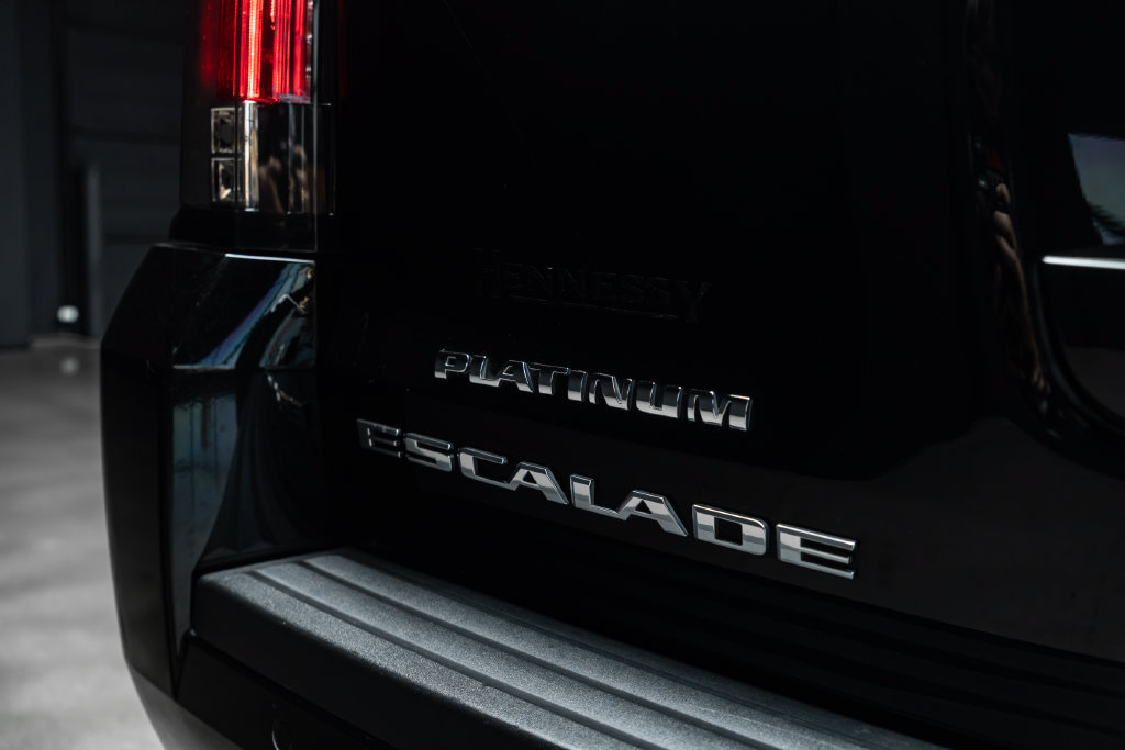 Used 2020 Cadillac Escalade Platinum AWD/4WD image 15