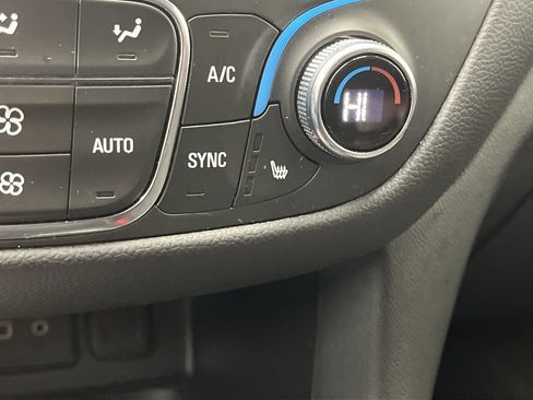 Certified 2022 Chevrolet Equinox LT image 22