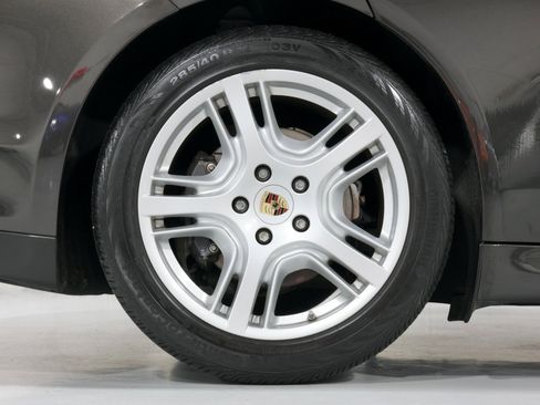 Used 2011 Porsche Panamera image 42