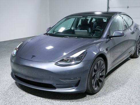 Used 2022 Tesla Model 3 Performance AWD/4WD image 26