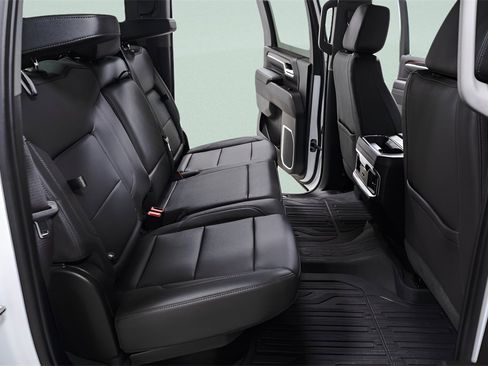 Used 2024 GMC Sierra 2500 SLT w/ SLT Convenience Package image 33