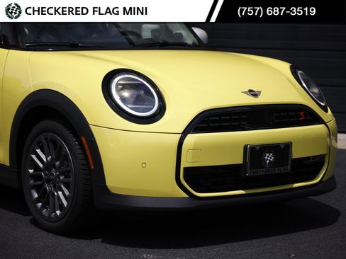 Used 2025 MINI Cooper S image 2