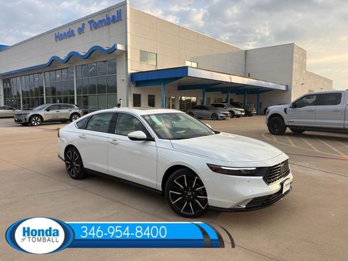 New 2026 Honda Accord Hybrid Touring image 1