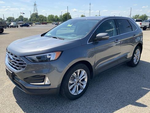 Used 2024 Ford Edge Titanium image 5
