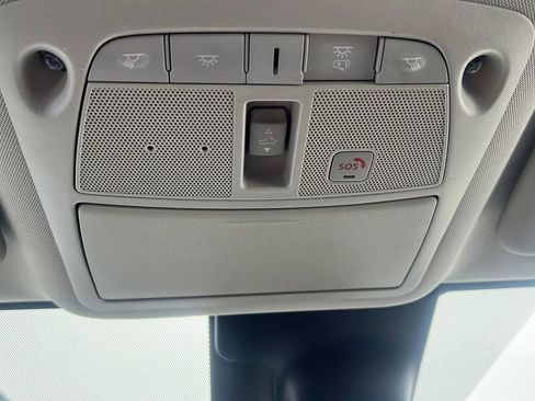 Used 2017 Nissan Rogue Sport SL w/ SL Premium Package image 22