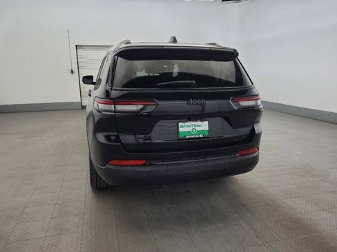 Used 2023 Jeep Grand Cherokee L Laredo image 6