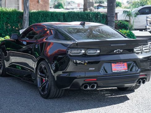 Used 2023 Chevrolet Camaro SS RWD image 6
