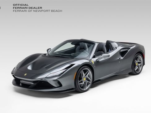 Certified 2022 Ferrari F8 Tributo RWD image 1