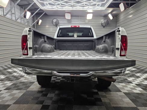 Used 2018 RAM 2500 Tradesman w/ Chrome Appearance Group AWD/4WD image 10