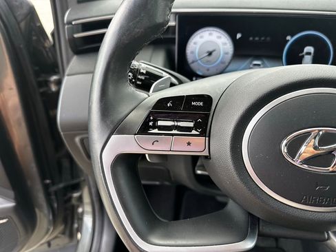 Used 2022 Hyundai Tucson Limited FWD image 16
