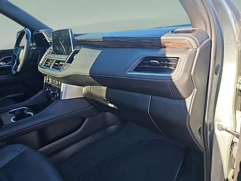 Used 2023 Chevrolet Tahoe Z71 w/ Luxury Package image 36