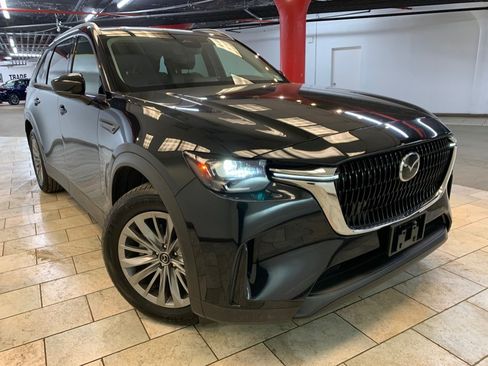 Used 2024 MAZDA CX-90 3.3 Turbo w/ Preferred Package AWD/4WD image 3
