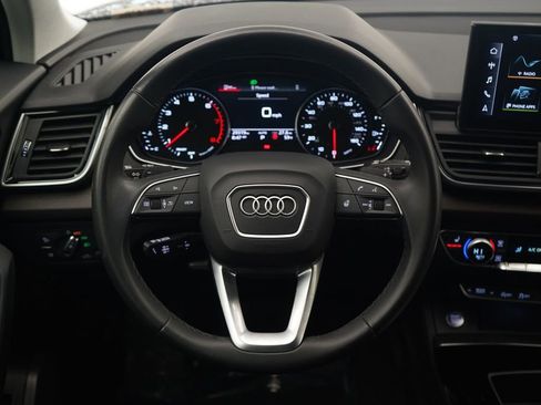 Used 2023 Audi Q5 2.0T Premium w/ Convenience Package AWD/4WD image 9