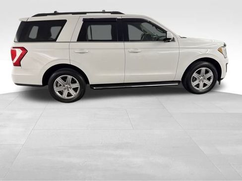 Used 2020 Ford Expedition XLT w/ Equipment Group 202A image 10