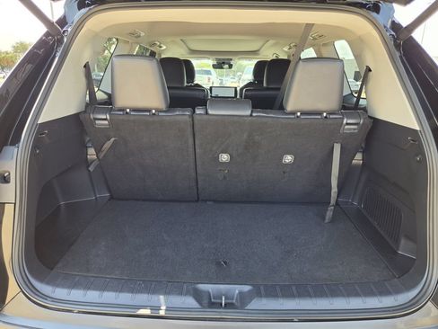 Used 2025 Toyota Grand Highlander FWD image 31