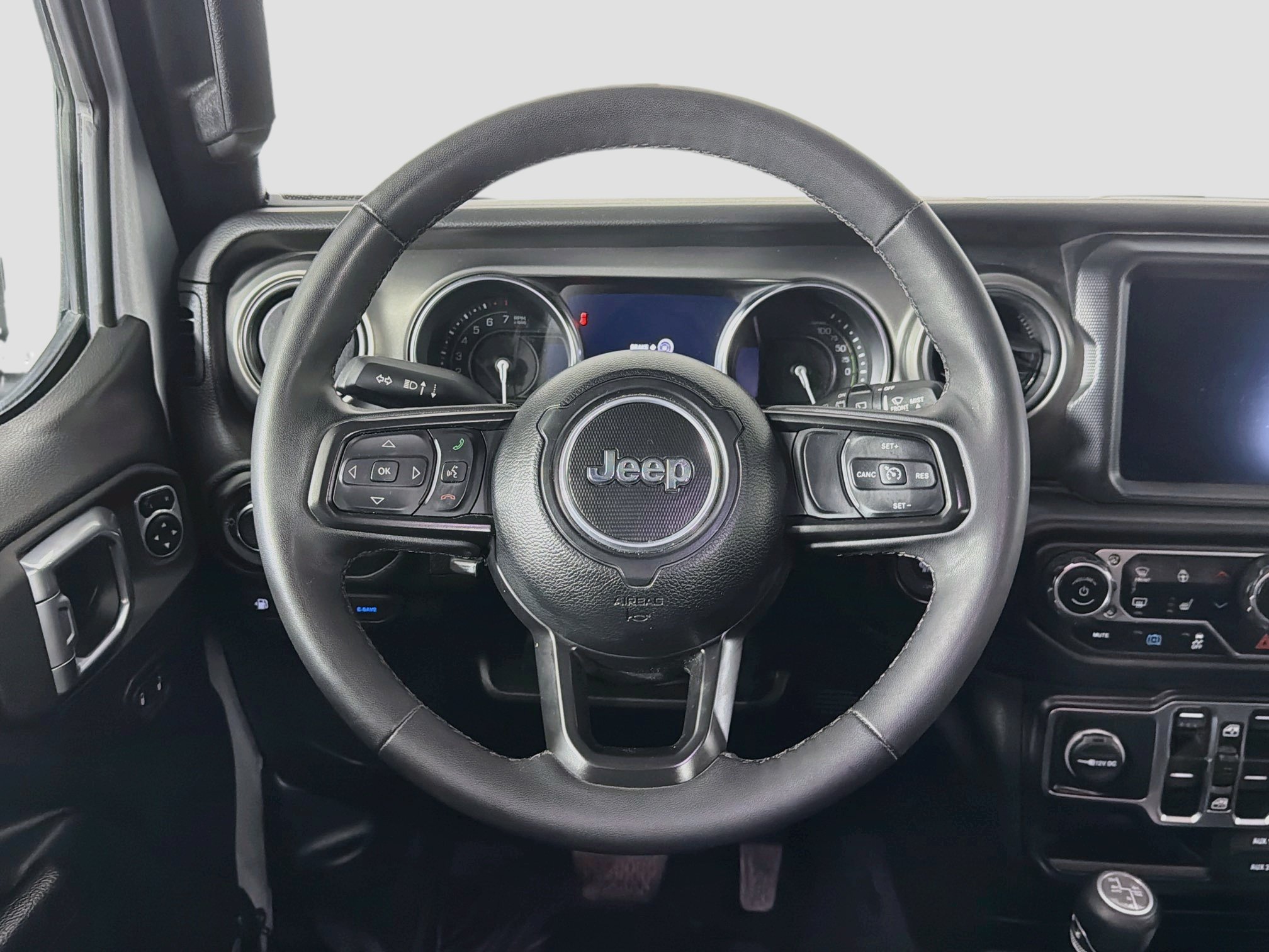 Used 2023 Jeep Wrangler Unlimited w/ Cold Weather Group AWD/4WD image 17