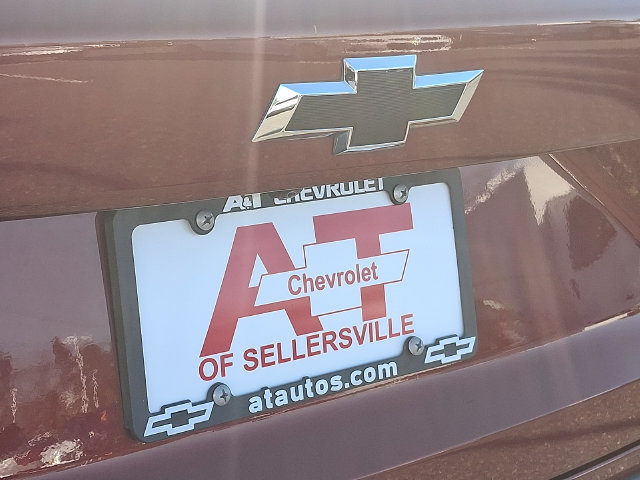 Used 2025 Chevrolet Trax RS w/ Sunroof Package FWD image 30