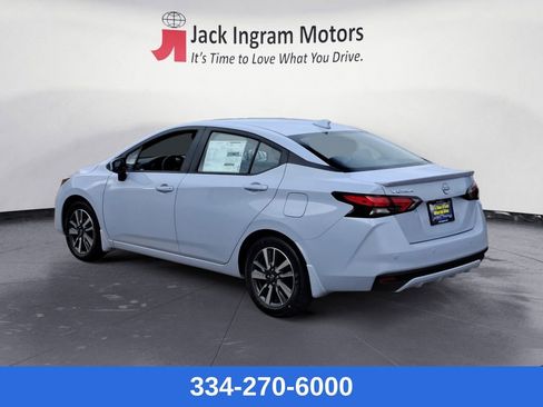 New 2025 Nissan Versa SV w/ Trunk Package image 3