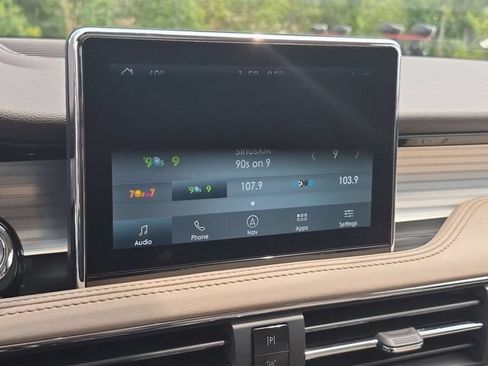 Certified 2022 Lincoln Corsair AWD w/ Premium Package image 24