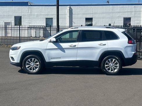 Used 2019 Jeep Cherokee Latitude w/ Popular Appearance Group AWD/4WD image 5