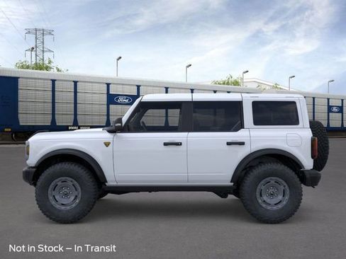 New 2025 Ford Bronco Badlands AWD/4WD image 3
