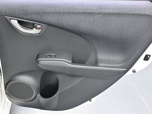 Used 2012 Honda Fit Sport image 31