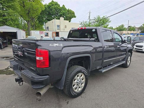Used 2015 GMC Sierra 2500 Denali w/ Duramax Plus Package AWD/4WD image 3