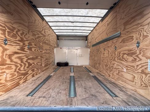 Used 2025 Ford E-350 and Econoline 350 Super Duty w/ Power Equipment Group image 18