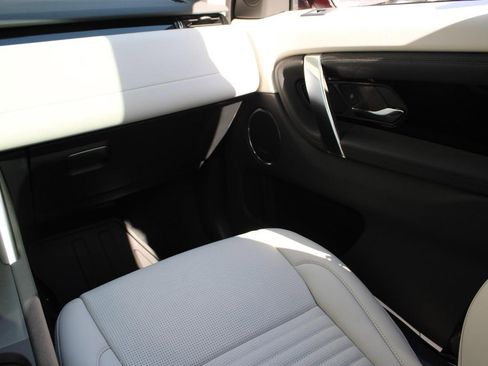 Certified 2025 Land Rover Discovery Sport S image 20