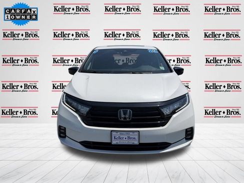 Used 2023 Honda Odyssey Sport image 2