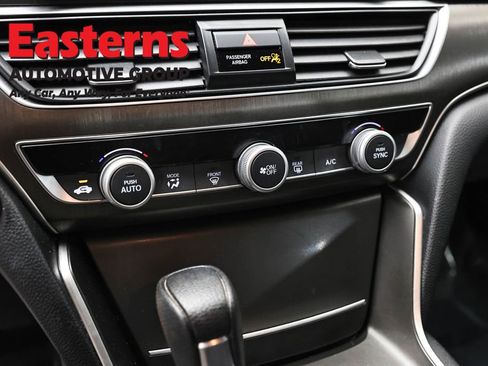 Used 2020 Honda Accord LX image 18