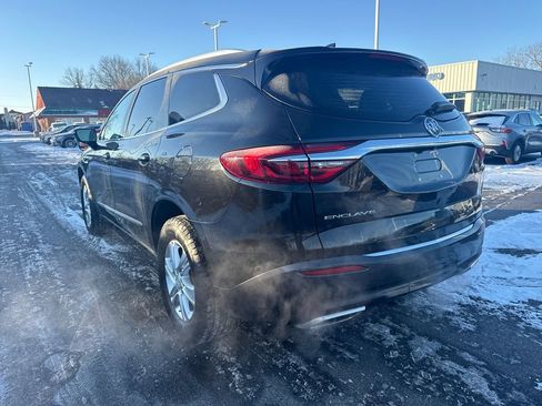 Used 2020 Buick Enclave Essence image 9